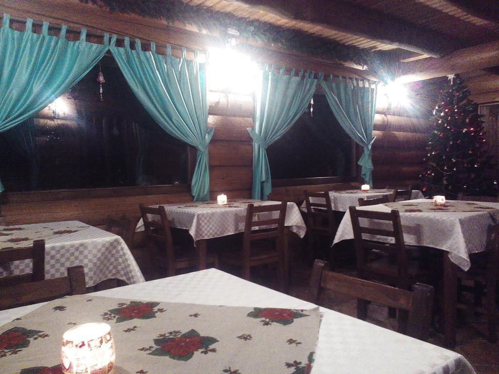 Casa Muntelui - Sambata Pension Sîmbăta de Sus Buitenkant foto